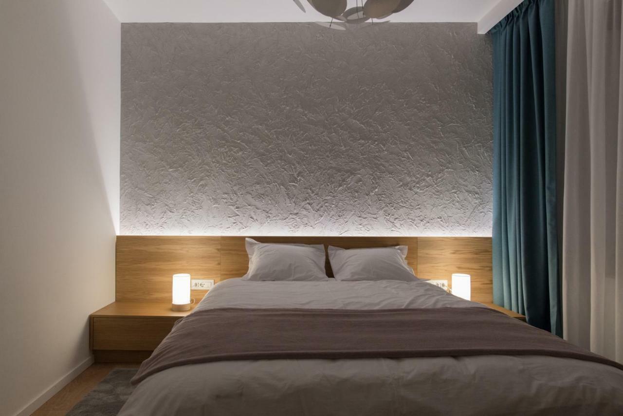 Arbans Elegant Apartment In The City Center Bukarest Exteriör bild